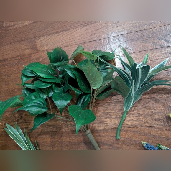 Artificial Flowers Plants & Greenery, For Floral Arrangements Wreaths Arts Craft - Picture 6 of 12